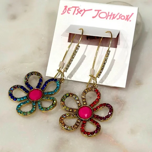 ✨NWT✨ BETSEY LOVE FEST OPEN HEART COLORFUL FLOWER DROP EARRINGS - Picture 1 of 5
